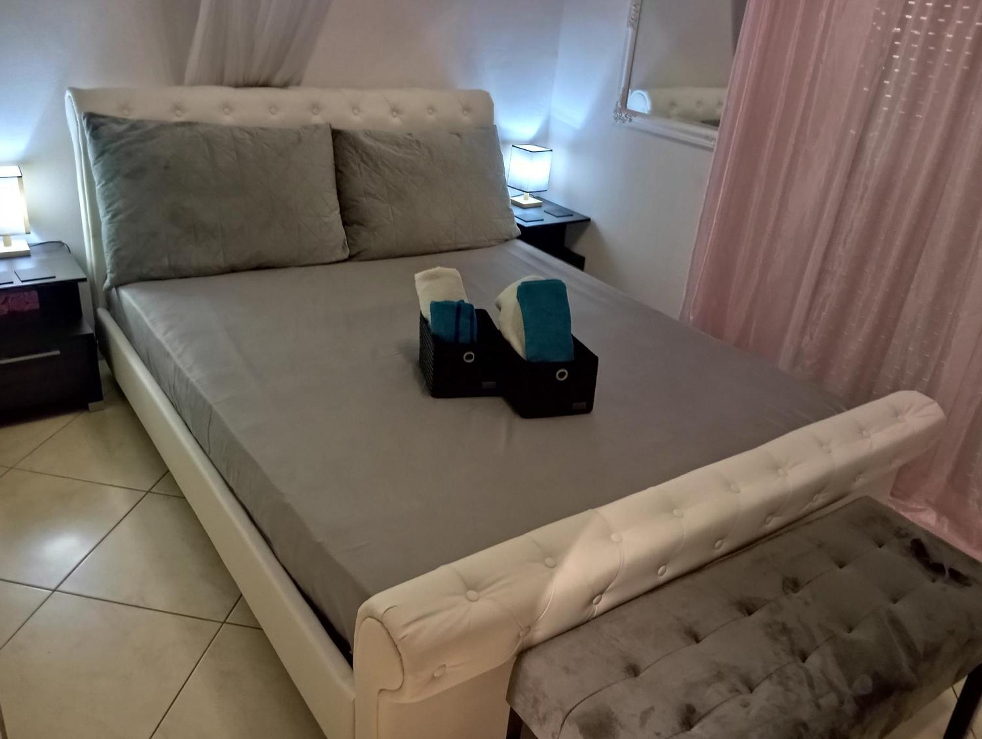 The Genius Apartment 3 Rooms, Α Floor 3 Υπνοδωμάτια, A Όροφος Athena Bagian luar foto